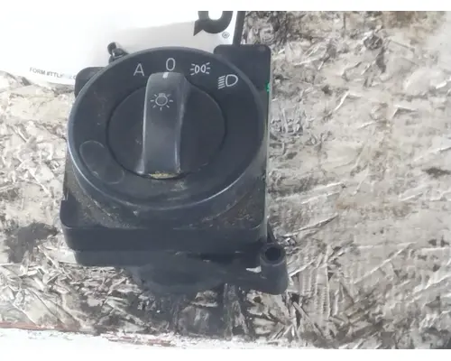 FREIGHTLINER CASCADIA 126 HEADLAMP SWITCH