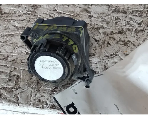 FREIGHTLINER CASCADIA 126 HEADLAMP SWITCH