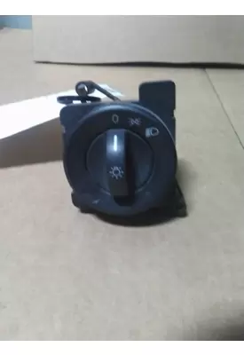 FREIGHTLINER CASCADIA 126 HEADLAMP SWITCH