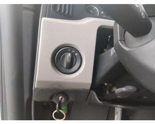 FREIGHTLINER CASCADIA 126 HEADLAMP SWITCH