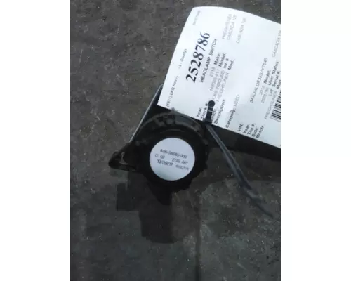 FREIGHTLINER CASCADIA 126 HEADLAMP SWITCH
