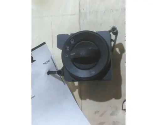 FREIGHTLINER CASCADIA 126 HEADLAMP SWITCH