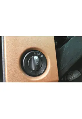 FREIGHTLINER CASCADIA 126 HEADLAMP SWITCH