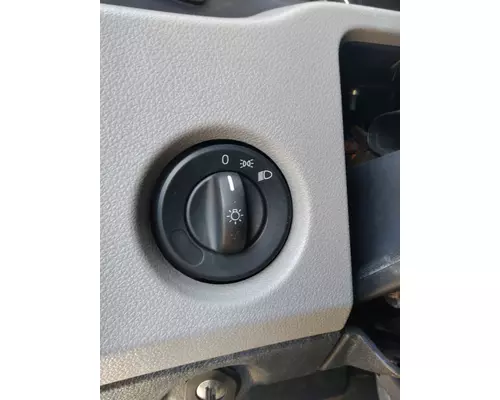 FREIGHTLINER CASCADIA 126 HEADLAMP SWITCH