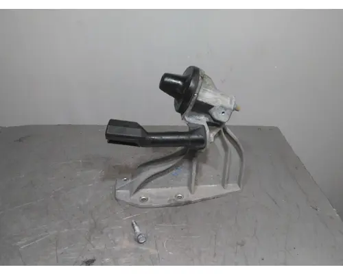 FREIGHTLINER CASCADIA 126 HOOD BRACKET