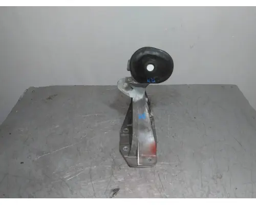 FREIGHTLINER CASCADIA 126 HOOD BRACKET