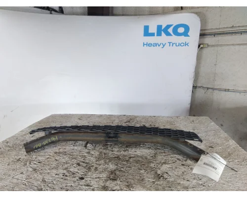 FREIGHTLINER CASCADIA 126 HOOD BRACKET