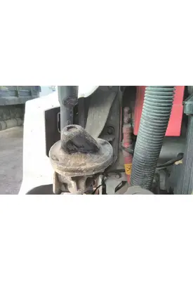FREIGHTLINER CASCADIA 126 HOOD BRACKET
