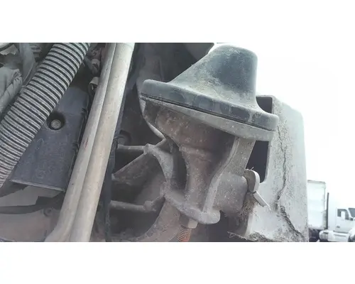 FREIGHTLINER CASCADIA 126 HOOD BRACKET