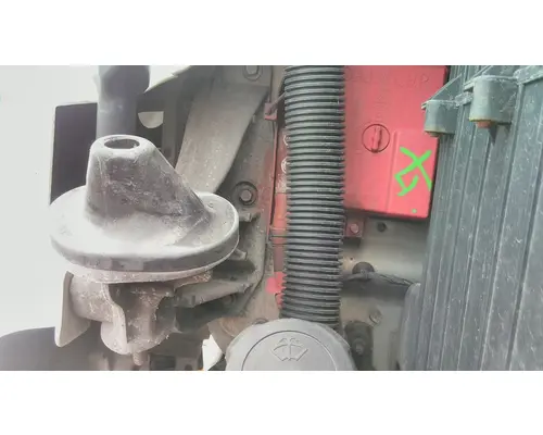 FREIGHTLINER CASCADIA 126 HOOD BRACKET