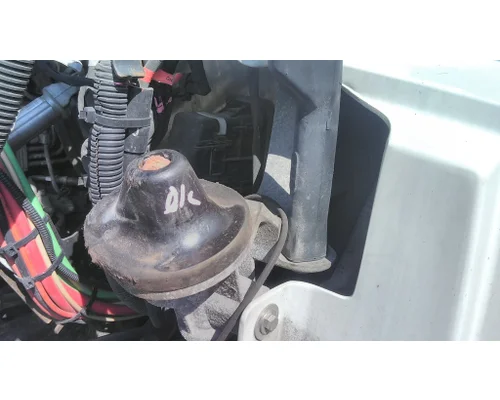 FREIGHTLINER CASCADIA 126 HOOD BRACKET
