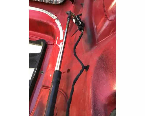 FREIGHTLINER CASCADIA 126 HOOD SHOCKSTRUT