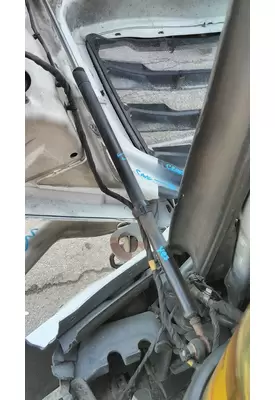 FREIGHTLINER CASCADIA 126 HOOD SHOCK/STRUT