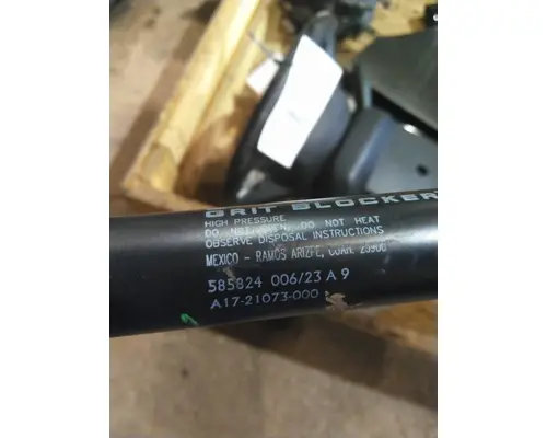 FREIGHTLINER CASCADIA 126 HOOD SHOCKSTRUT