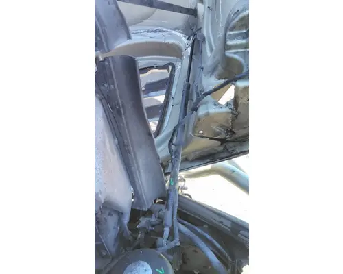 FREIGHTLINER CASCADIA 126 HOOD SHOCKSTRUT