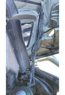 FREIGHTLINER CASCADIA 126 HOOD SHOCK/STRUT