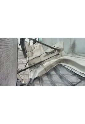 FREIGHTLINER CASCADIA 126 HOOD SHOCK/STRUT