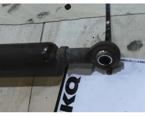 FREIGHTLINER CASCADIA 126 HOOD SHOCKSTRUT