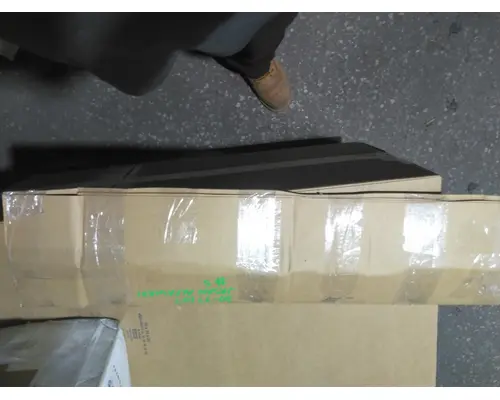 FREIGHTLINER CASCADIA 126 HOOD SHOCKSTRUT