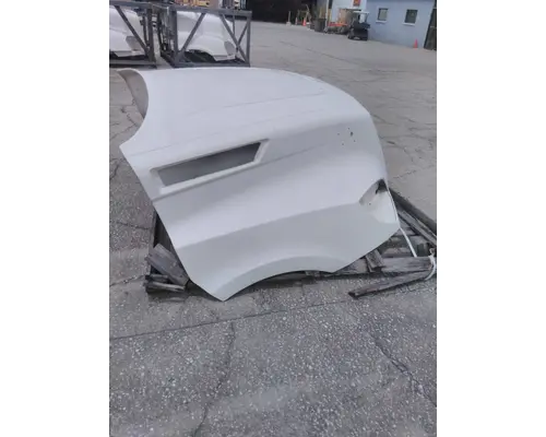 FREIGHTLINER CASCADIA 126 HOOD