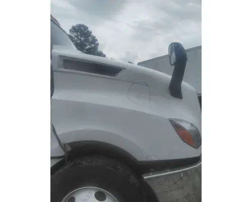 FREIGHTLINER CASCADIA 126 HOOD