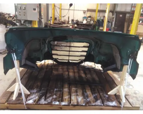 FREIGHTLINER CASCADIA 126 HOOD