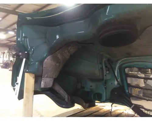 FREIGHTLINER CASCADIA 126 HOOD