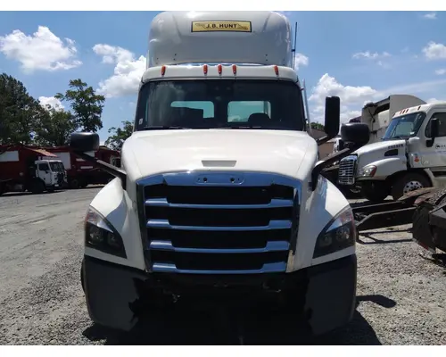FREIGHTLINER CASCADIA 126 HOOD