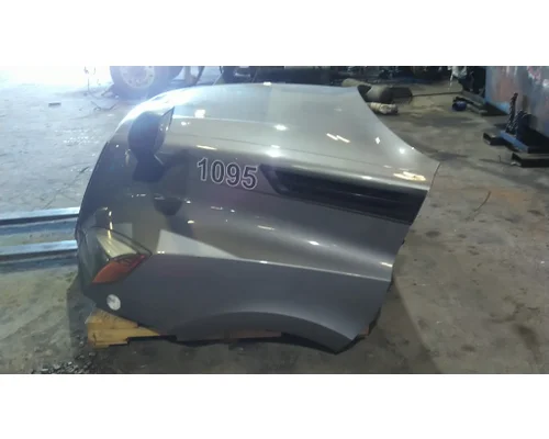 FREIGHTLINER CASCADIA 126 HOOD