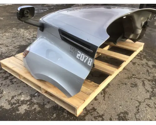 FREIGHTLINER CASCADIA 126 Hood