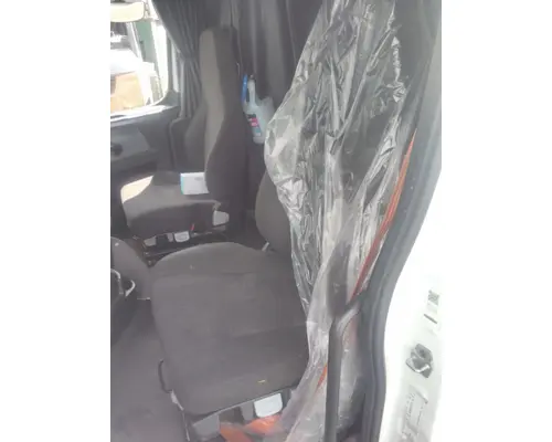 FREIGHTLINER CASCADIA 126 INTERIOR CABINET