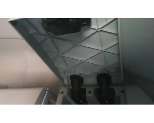 FREIGHTLINER CASCADIA 126 INTERIOR CABINET