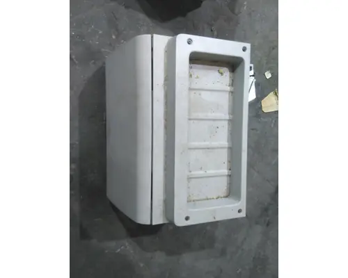 FREIGHTLINER CASCADIA 126 INTERIOR CABINET