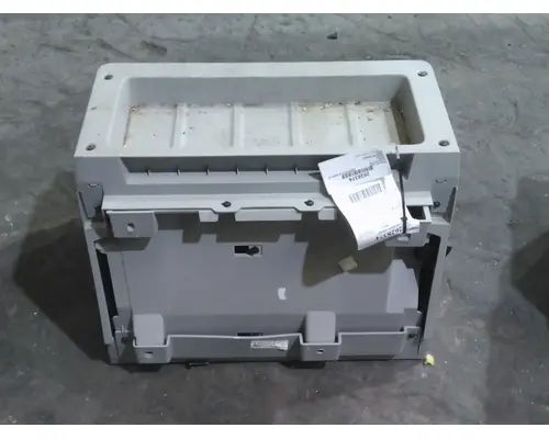 FREIGHTLINER CASCADIA 126 INTERIOR CABINET