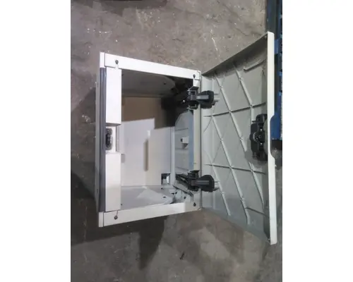 FREIGHTLINER CASCADIA 126 INTERIOR CABINET
