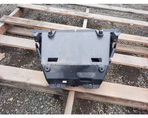 FREIGHTLINER CASCADIA 126 INTERIOR PARTS, MISC.