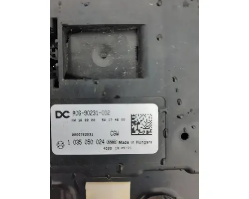 FREIGHTLINER CASCADIA 126 INTERIOR PARTS, MISC.