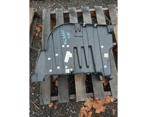 FREIGHTLINER CASCADIA 126 INTERIOR PARTS, MISC.