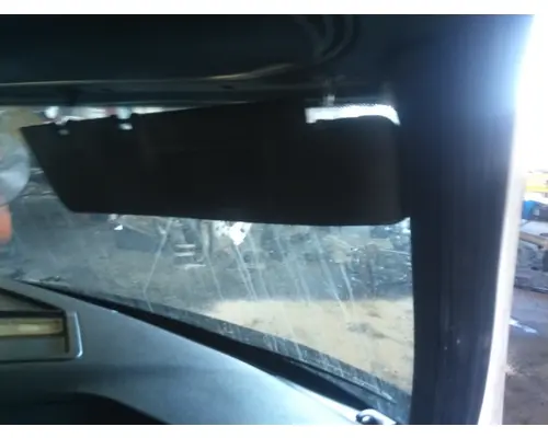 FREIGHTLINER CASCADIA 126 INTERIOR SUN VISOR
