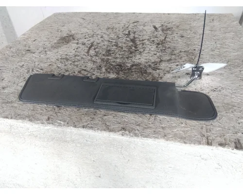 FREIGHTLINER CASCADIA 126 INTERIOR SUN VISOR