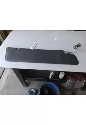 FREIGHTLINER CASCADIA 126 INTERIOR SUN VISOR