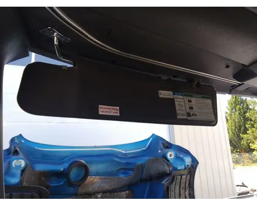 FREIGHTLINER CASCADIA 126 INTERIOR SUN VISOR