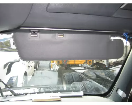 FREIGHTLINER CASCADIA 126 INTERIOR SUN VISOR