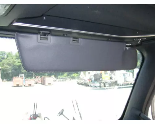 FREIGHTLINER CASCADIA 126 INTERIOR SUN VISOR