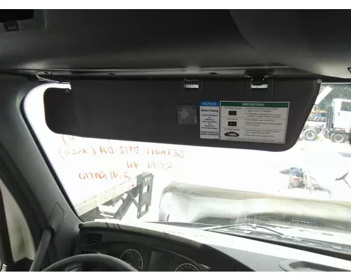 FREIGHTLINER CASCADIA 126 INTERIOR SUN VISOR