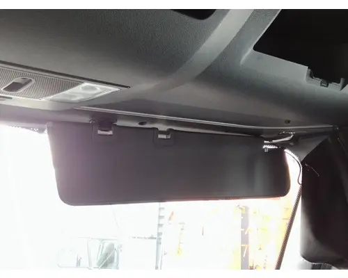 FREIGHTLINER CASCADIA 126 INTERIOR SUN VISOR