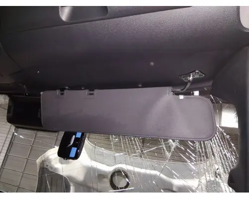 FREIGHTLINER CASCADIA 126 INTERIOR SUN VISOR