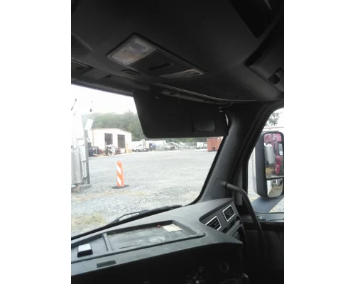 FREIGHTLINER CASCADIA 126 INTERIOR SUN VISOR