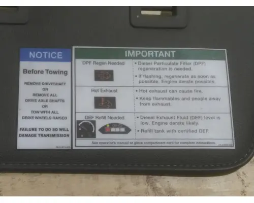 FREIGHTLINER CASCADIA 126 INTERIOR SUN VISOR