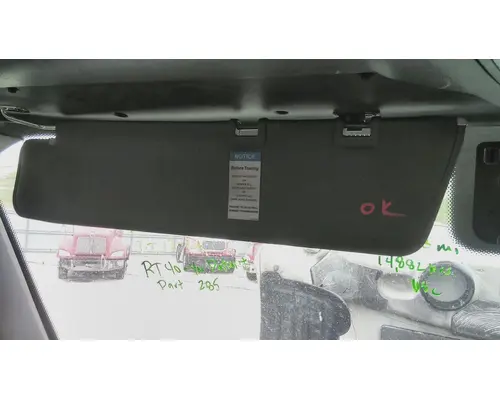 FREIGHTLINER CASCADIA 126 INTERIOR SUN VISOR